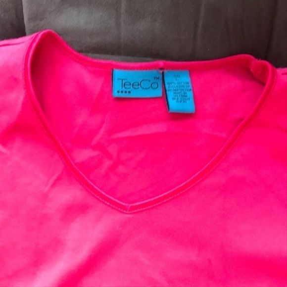 TeeCo T-Shirt💥PRICE DROP💥 - Picture 3 of 3